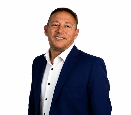Sergio Torrieri - Agente Inmobiliario · RE/MAX Titanium